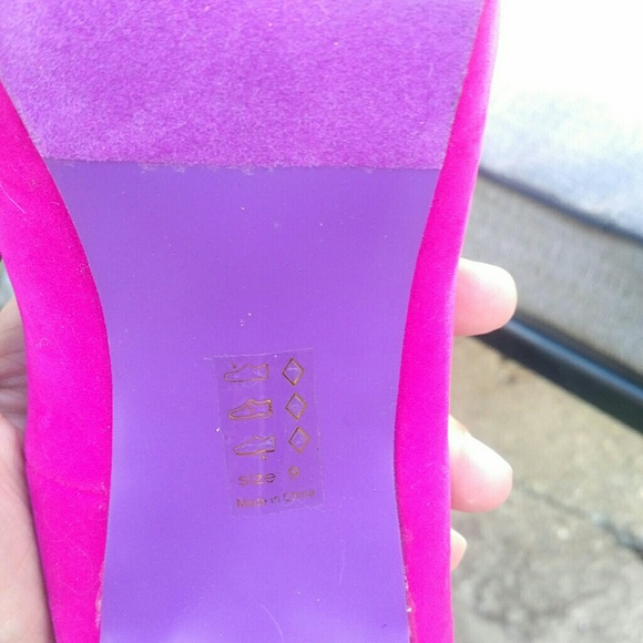 Ladies heels - Picture 3 of 3